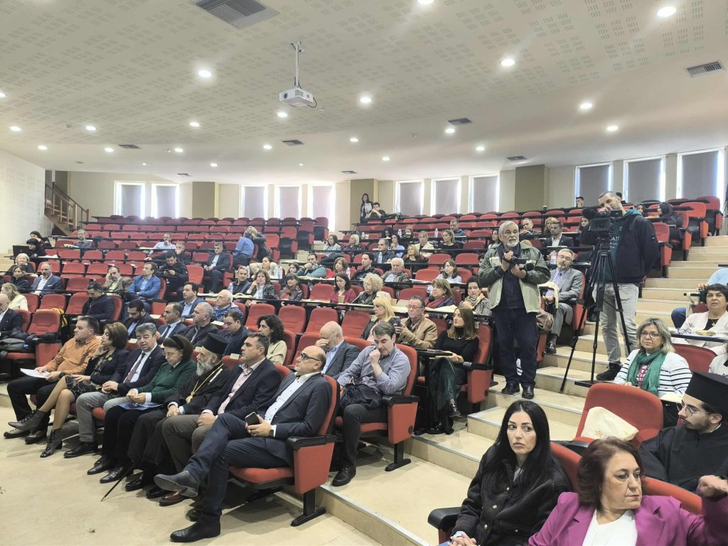 Λ. Μενδώνη από την Καρδίτσα: Η χειροτεχνία, εργαλείο αναζωογόνησης της ελληνικής περιφέρειας