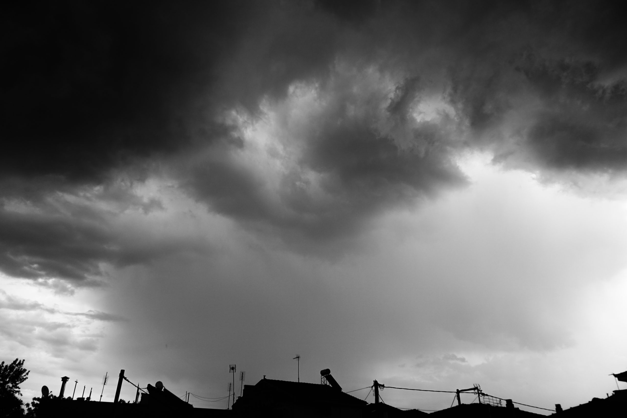 ΚΑΤΑΙΓΙΔΑ (ΘΑΝΑΣΗΣ ΚΑΛΛΙΑΡΑΣ/EUROKINISSI)