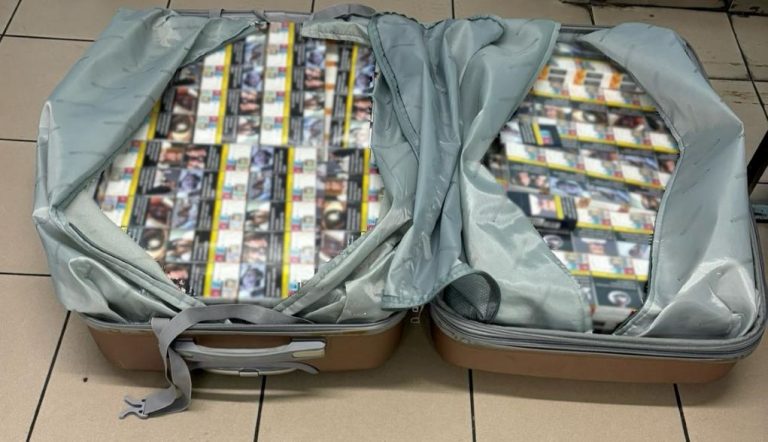 Σέρρες: Χειροπέδες σε δύο αλλοδαπές για μεταφορά λαθραίων τσιγάρων