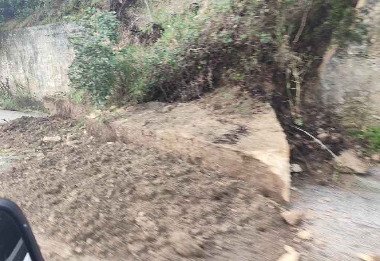 Κέρκυρα: Κλείνει η Εθνική Λευκίμμης για ένα βράδυ για να απομακρυνθούν τα φερτά υλικά