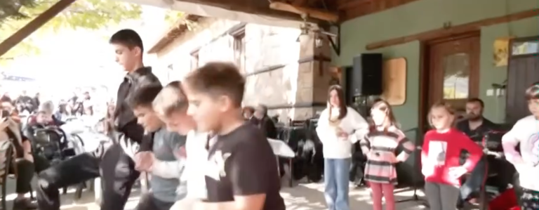 Η Νάουσα τιμά την κρητική παράδοση: 17η Γιορτή Τσικουδιάς με μουσική και  άφθονη ρακή