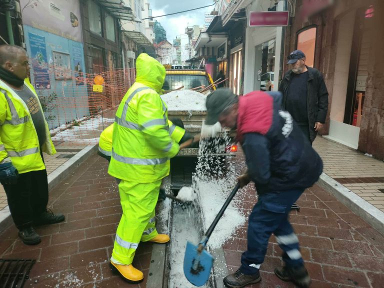 Στο «μάτι» της κακοκαιρίας «Adel» και η Μυτιλήνη -Ισχυρή χαλαζόπτωση στο κέντρο της πόλης