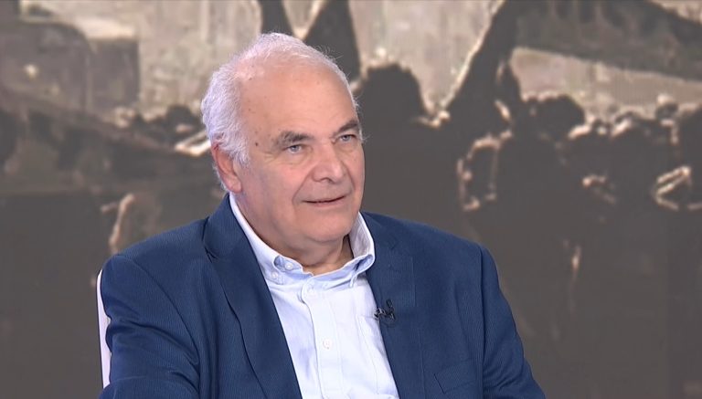 Στ. Λογοθέτης στο ΕΡΤnews: Ο φοιτητής που έκλεισε τις πλαϊνές πόρτες του Πολυτεχνείου