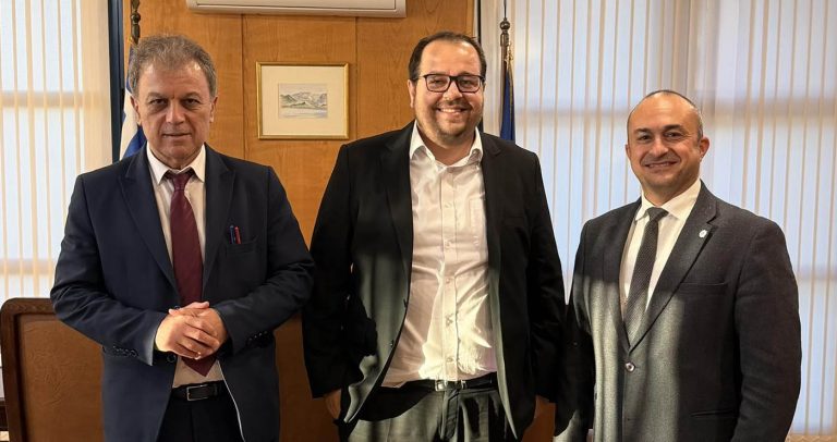 Δ. Μακεδονία: συνάντηση Περιφερειάρχη και Αντιπεριφερειάρχη Mεταφορών με τον Γ. Γ Μεταφορών