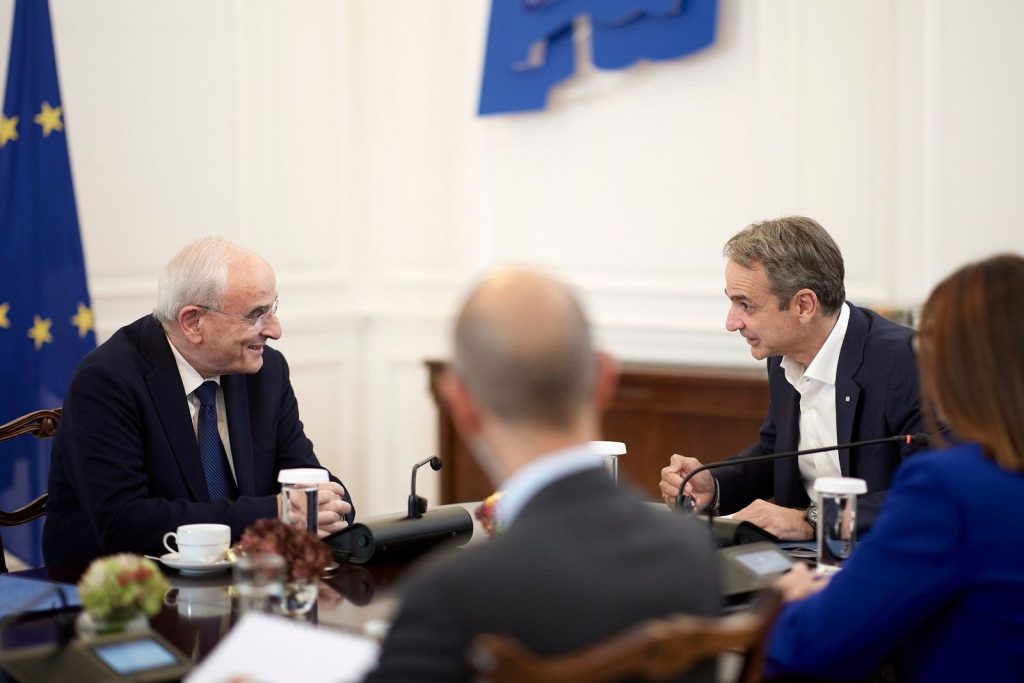 Συνάντηση Μητσοτάκη με τον Λιβανέζο υπουργό Άμυνας – Μήνυμα στήριξης από τον Έλληνα Πρωθυπουργό