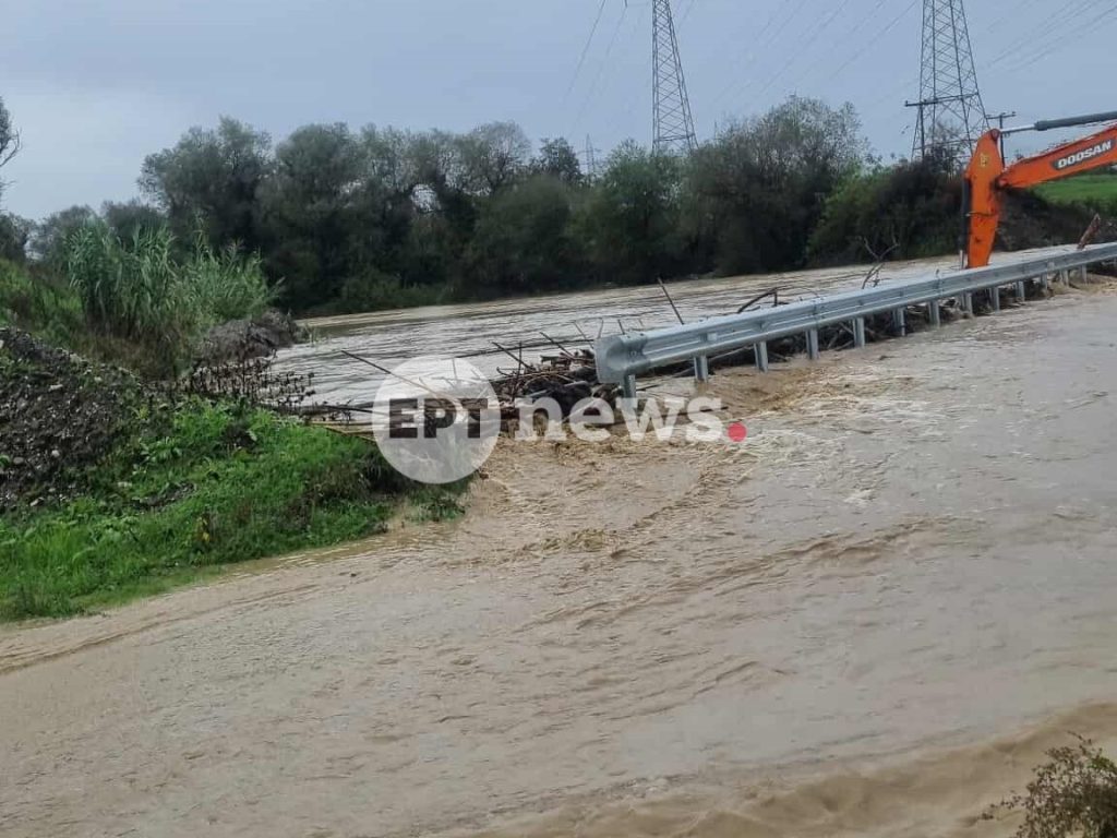 Κλειστά προληπτικά τα σχολεία στην Μεγαλόπολη λόγω κακοκαιρίας – Αντλήσεις υδάτων από υπόγεια