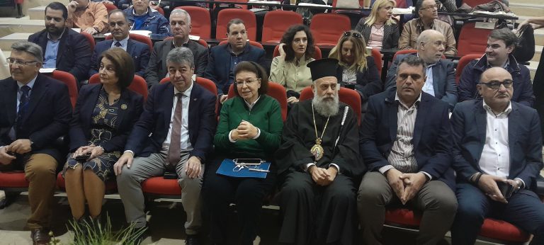 Λ. Μενδώνη από την Καρδίτσα: Η χειροτεχνία, εργαλείο αναζωογόνησης της ελληνικής περιφέρειας