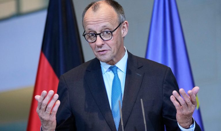 Μερτς: Απαράδεκτη η πρόταση των ΗΠΑ για τα «παγωμένα» ρωσικά κεφάλαια εντός της ΕΕ