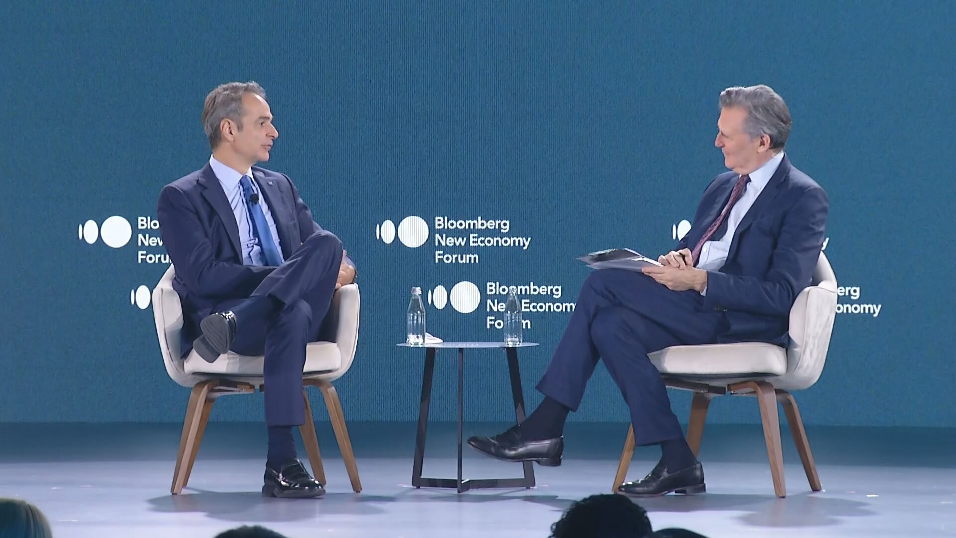 Μητσοτάκης στο Bloomberg για το λιμάνι του Πειραιά: Θέλουμε αμοιβαία επωφελείς ρυθμίσεις με ΗΠΑ χωρίς να αμφισβητούμε επενδύσεις του παρελθόντος