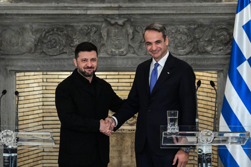 Μητσοτάκης: Κόμβος η Ελλάδα για το αμερικανικό LNG – Ζελένσκι: Ευχαριστώ την Αθήνα και τον Τραμπ