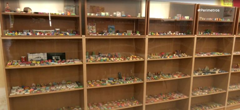 Φλώρινα: Το μουσείο με τις χιλιάδες ξύστρες και σβήστρες της Δήμητρας Κουτσουρίδου