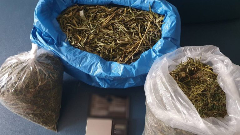 Κέρκυρα: 2 συλλήψεις για ναρκωτικά-Κατασχέθηκαν, πάνω από 700 γραμμάρια ακατέργαστης κάνναβης και κοκαΐνη