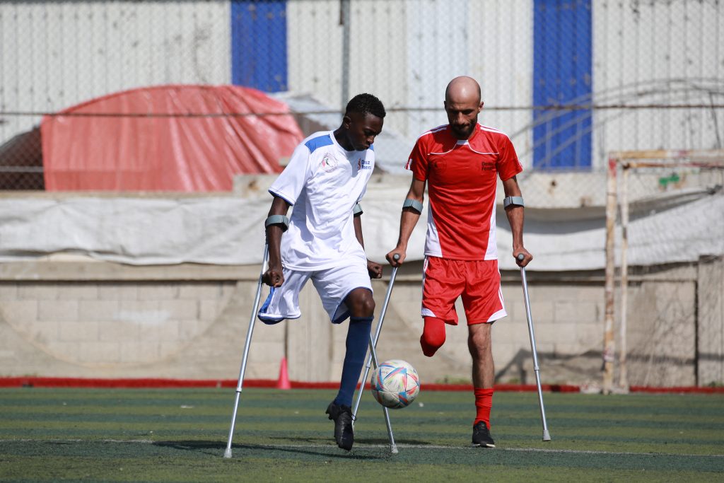 Ποδοσφαιρικό τουρνουά ελπίδας στη Γάζα – Ακρωτηριασμένοι Παλαιστίνιοι διασκέδασαν και χαμογέλασαν μετά από καιρό