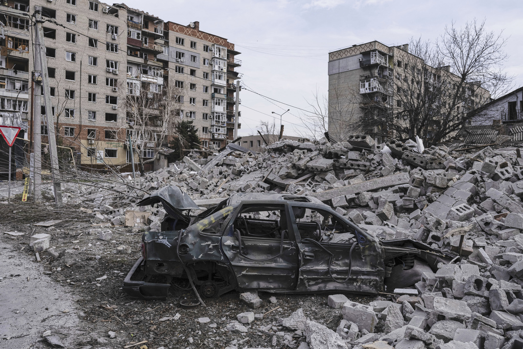 Ρωσία: Σφίγγει τον κλοιό γύρω από τα ουκρανικά στρατεύματα στο Ποκρόφσκ και το Κουπιάνσκ –