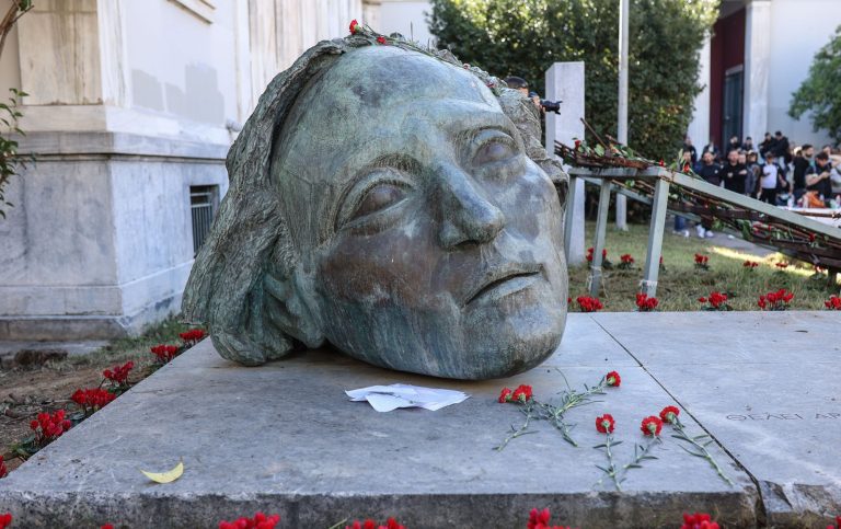 Πορεία για το Πολυτεχνείο τη Δευτέρα 17 Νοεμβρίου στον Βόλο