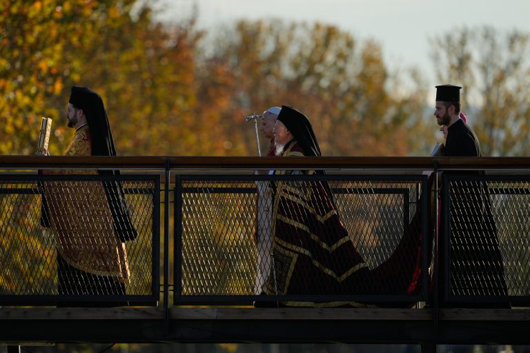 Στο Φανάρι σήμερα ο Πάπας Λέων ΙΔ’ – Θα υπογράψει κοινή διακήρυξη με τον Οικουμενικό Πατριάρχη