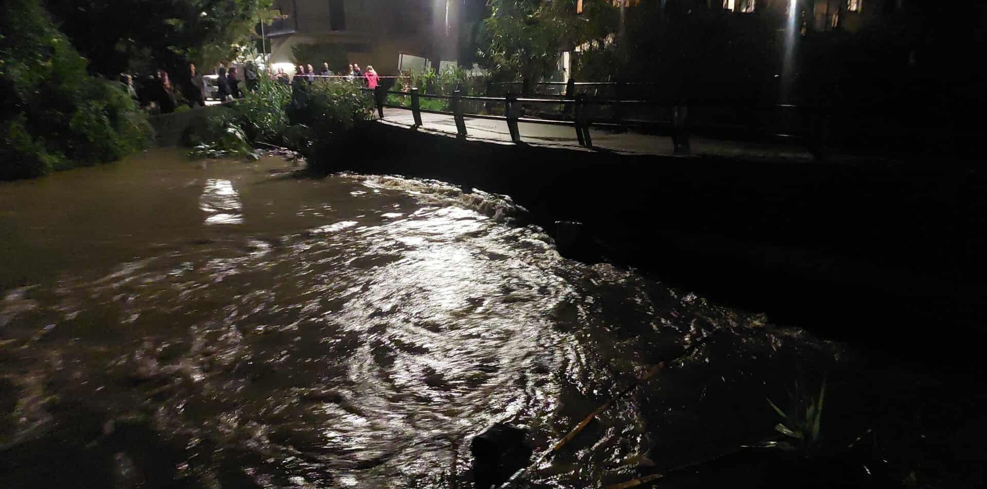 Συναγερμός στον Ποταμό Κέρκυρας λόγω υπερχείλισης υδάτων