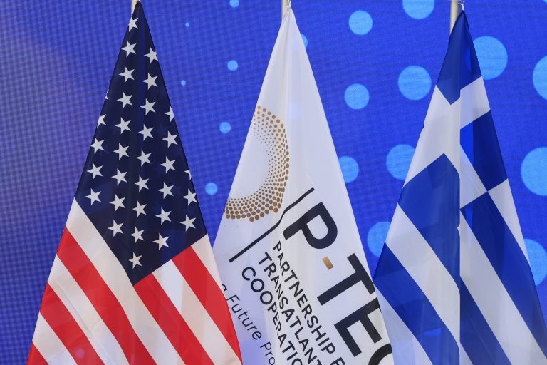 Live η δεύτερη μέρα της ιστορικής Διατλαντικής Συνόδου για την Ενέργεια