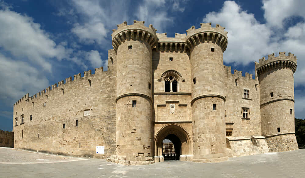 Γ. Τόππος: «Πάνω από 3 εκατ. οι επισκέπτες στη Ρόδο, την τουριστική σαιζόν που πρόσφατα αποχαιρετήσαμε»