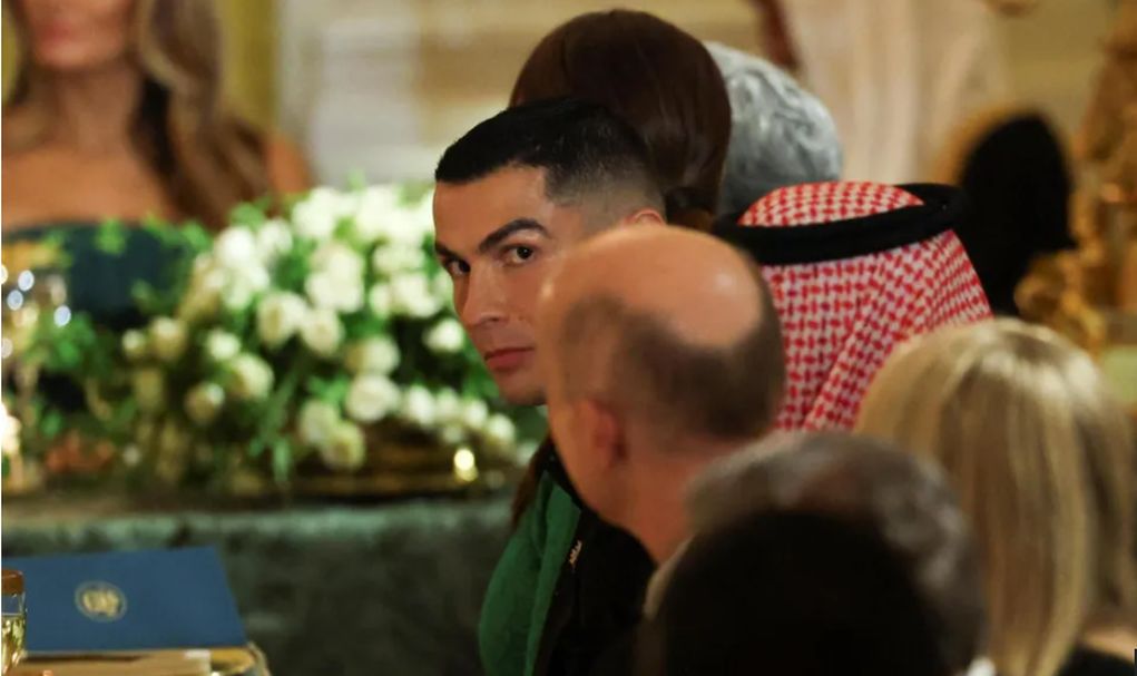 Ο Ρονάλντο παρευρέθη σε δείπνο στο Λευκό Οίκο μαζί με τον πρίγκιπα της Σ. Αραβίας – Τραμπ: «Τιμή μου να τον φιλοξενήσω, ο γιος μου είναι μεγάλος θαυμαστής του»