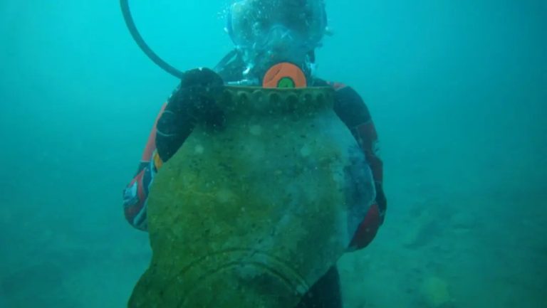 Ανακαλύφθηκε βυθισμένη πόλη σε λίμνη στο Κιργιστάν