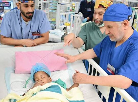 Σαουδική Αραβία: Επιτυχής Διαχωρισμός των Τζαμαϊκανών Διδύμων Αζάρια και Αζούρα Έλσον