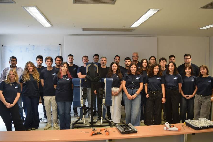 Βόλος: Ρομποτικός εξωσκελετός για άτομα με κινητικά προβλήματα από φοιτητές του Πανεπιστημίου Θεσσαλίας