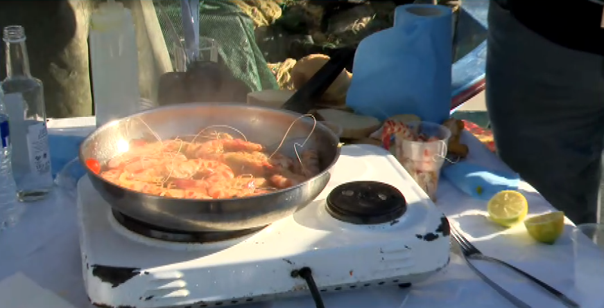 Ψαρεύοντας στη σκιά του Κάστρου του Πλαταμώνα