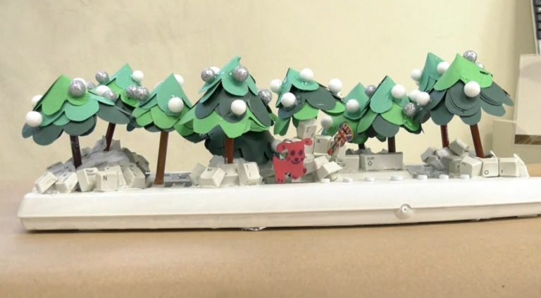 «Δώσε δεύτερη ζωή»- Εντυπωσιακές δημιουργίες μαθητών από ηλεκτρικά και ηλεκτρονικά απόβλητα