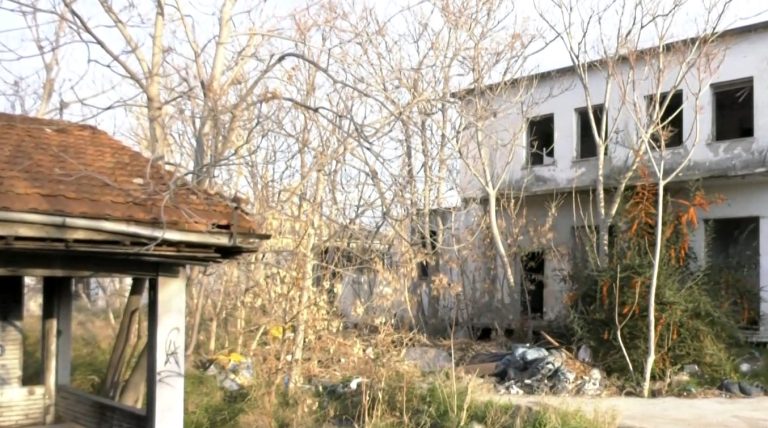Κατεδαφίζεται το εγκαταλελειμμένο εργοστάσιο της ΑΓΝΟ στη Θεσσαλονίκη