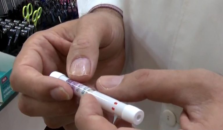 Μεγάλη η ζήτηση στα φαρμακεία για τα σελφ τεστ εντοπισμού αλκοόλ