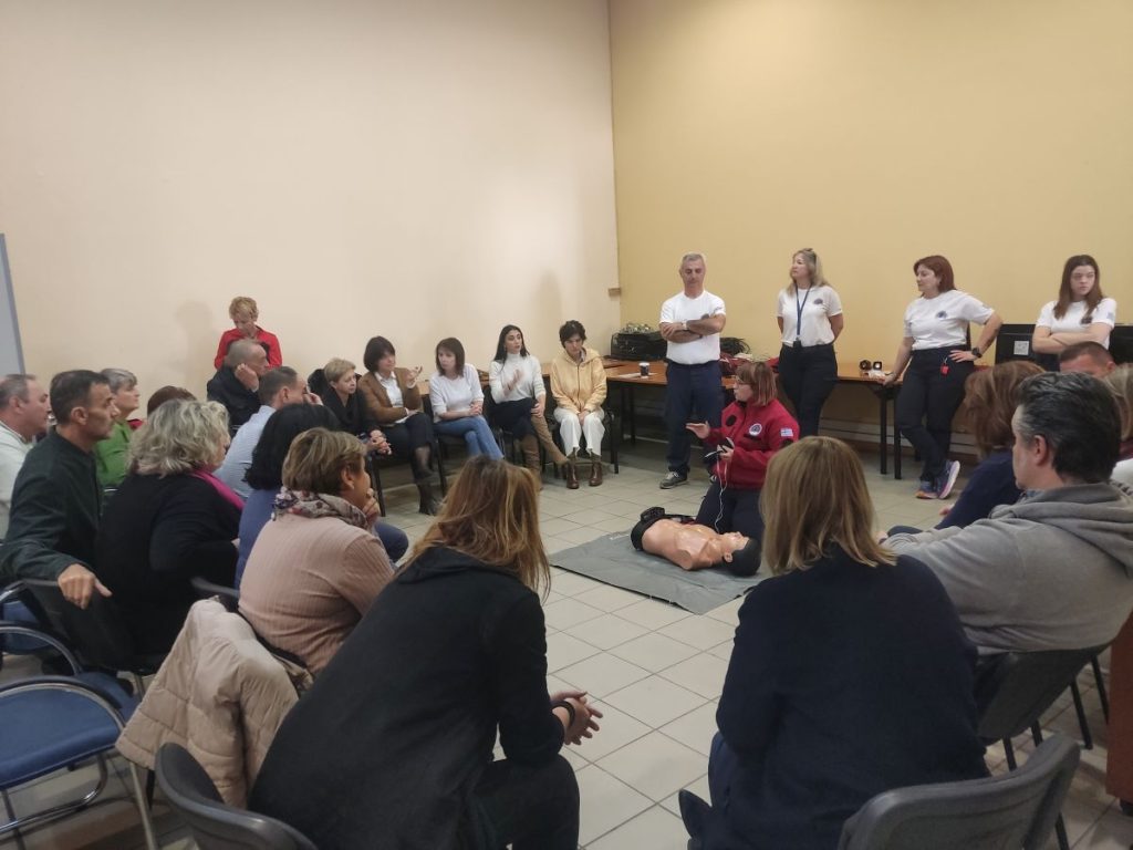 Σεμινάριο πρώτων βοηθειών για υπαλλήλους της Αποκεντρωμένης Διοίκησης Θεσσαλίας – Στ. Ελλάδος