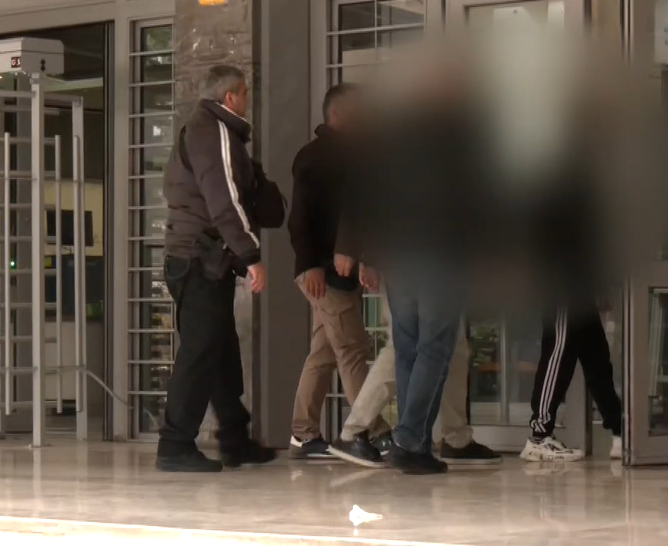 Θεσσαλονίκη: Στο αυτόφωρο ο 27χρονος που κατήγγειλε ότι τον λήστεψαν και συνελήφθη για προσέλκυση ανηλίκων