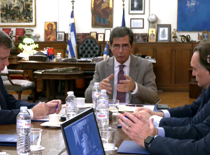 ΥΜΑΘ: Σύσκεψη με πρυτάνεις των πανεπιστημίων της Μακεδονίας και της Θράκης – Κοινή δράση με στόχο την εξωστρέφεια στα Βαλκάνια