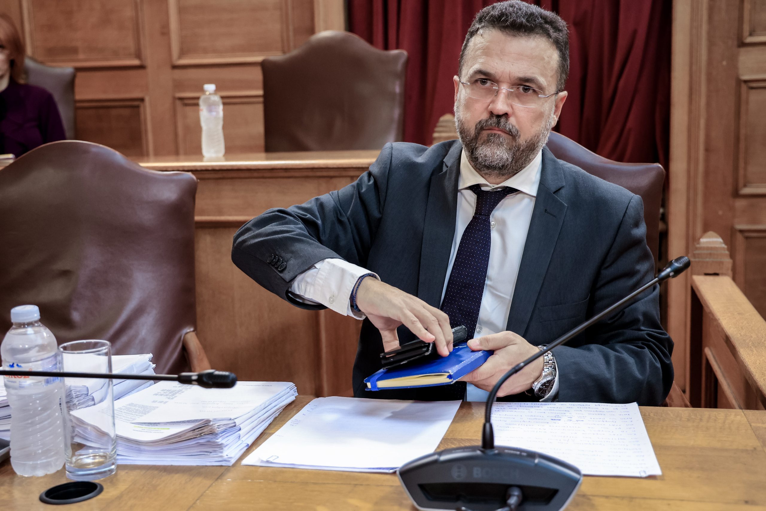 Εξεταστική ΟΠΕΚΕΠΕ: «Αυτοί είναι οι άριστοι της ΝΔ!» σχολιάζουν πηγές του ΣΥΡΙΖΑ για την κατάθεση Στρατάκου