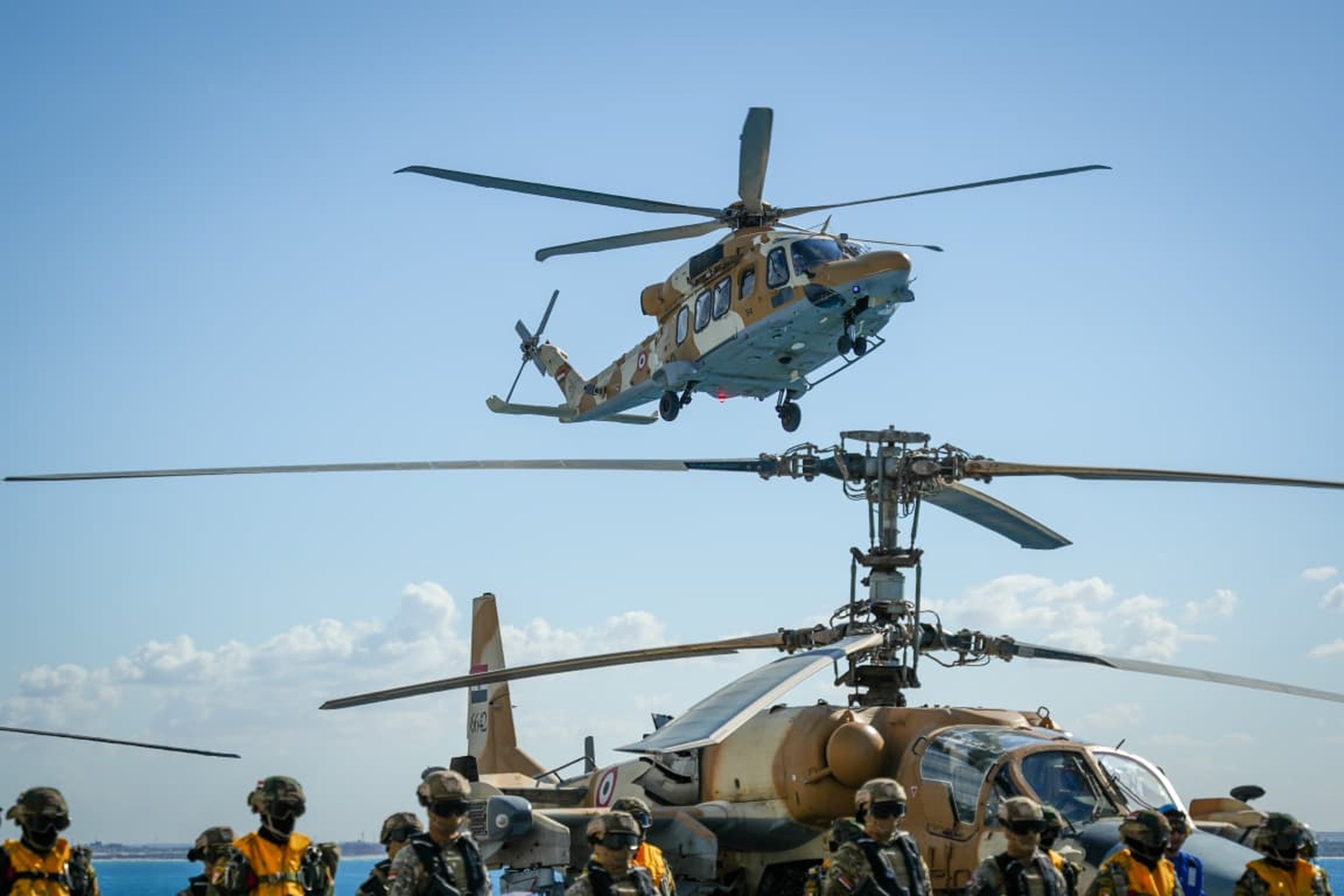 Μισθολογικές αυξήσεις και ενίσχυση του ρόλου τους: Τι προβλέπει για τους υπαξιωματικούς το νομοσχέδιο του υπουργείου Άμυνας