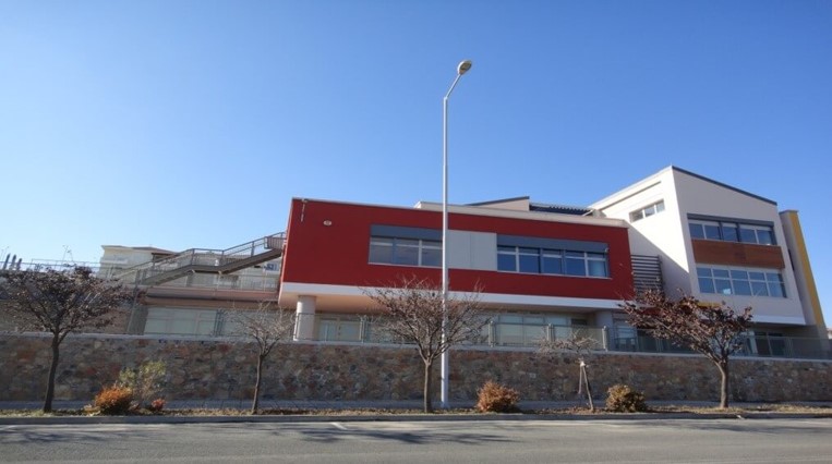 Συνάντηση στο δημαρχείο Κοζάνης για τα προβλήματα σε δημοτικά και νηπιαγωγεία