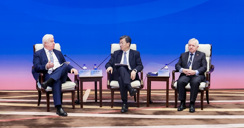 Υπεγράφη πρωτόκολλο συνεργασίας της Περιφέρειας Ιονίων Νήσων με την Κίνα