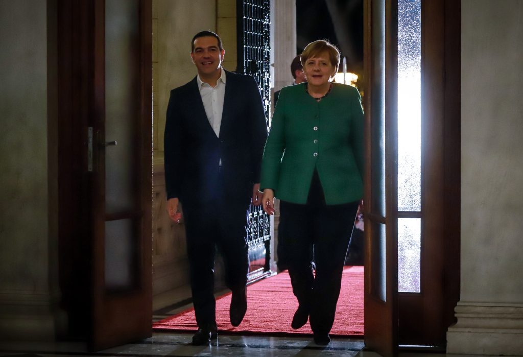 «Η Μέρκελ άφωνη»: Νέο απόσπασμα από την «Ιθάκη» του Αλέξη Τσίπρα