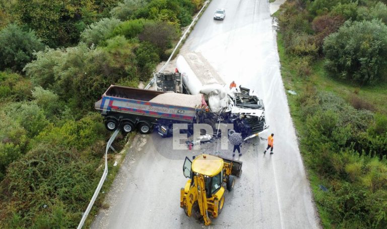 Ηγουμενίτσα: Πλαγιομετωπική σύγκρουση δύο φορτηγών στο δρόμο Καρτέρι – Πλαταριά
