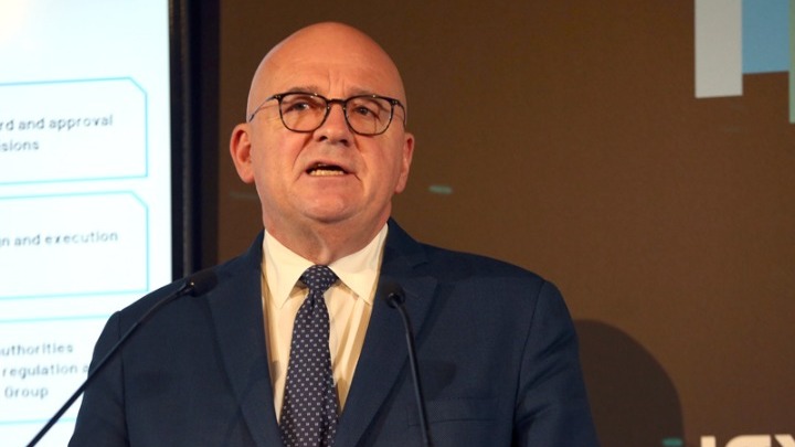 Στεφάν Μπουζνά: Η ελληνική οικονομία διανύει μια εντυπωσιακή μεταμόρφωση