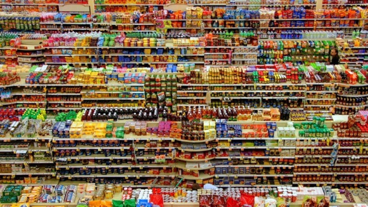 Τα υπερεπεξεργασμένα τρόφιμα αποτελούν αυξανόμενη απειλή για τη δημόσια υγεία
