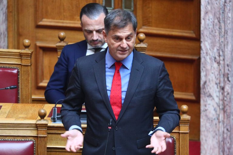 Κοινή Διακήρυξη για την ενδυνάμωση της οικονομικής συνεργασίας με έμφαση στην ΑΙ υπογράφουν Ελλάδα – ΗΠΑ