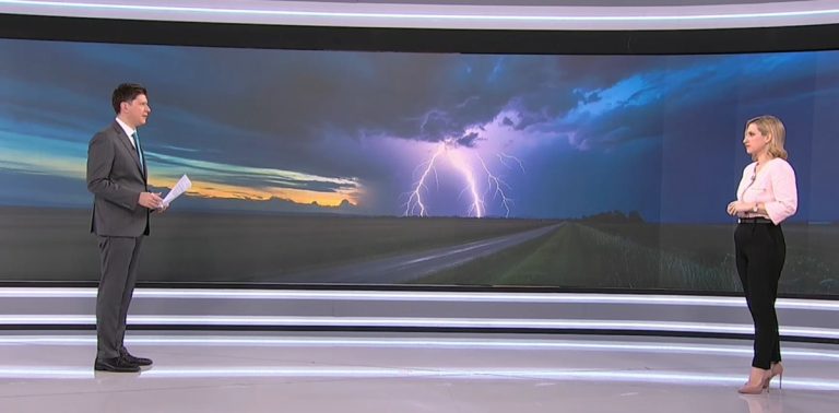 Καιρός: Συνεχίζονται οι επικίνδυνες καταιγίδες και τις επόμενες ώρες – Η πρόγνωση της Νικόλ Ζιακοπούλου