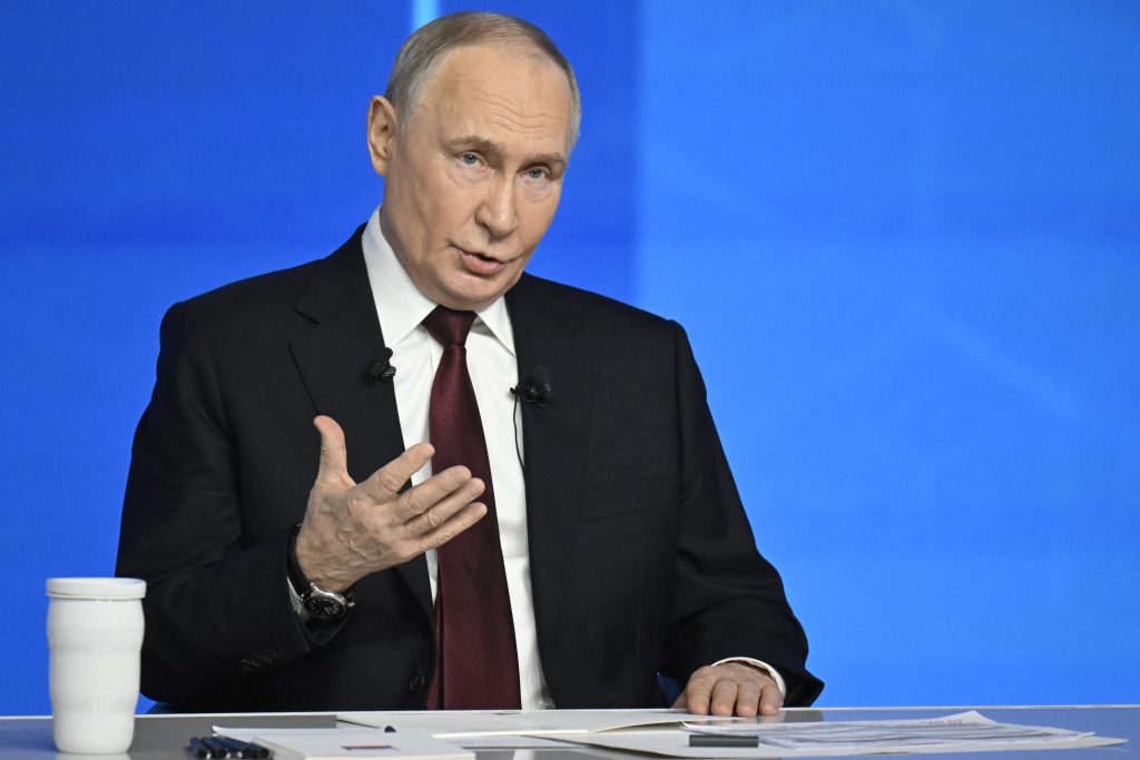 Live η ετήσια συνέντευξη Πούτιν: «Ληστές» που θα έχουν σοβαρές συνέπειες οι Ευρωπαίοι