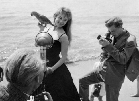 Με κλεμμένο όχημα συνελήφθη 25χρονος τράπερ στη Γλυφάδα – Προ ημερών τού είχε αφαιρεθεί η ηλεκτρονική επιτήρηση