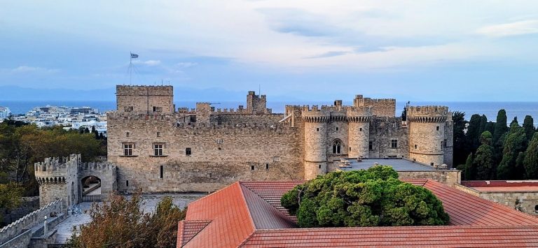 Άρνηση του Υπουργείου Πολιτισμού για την μείωση τις τιμής των εισιτήριων σε αρχαιολογικούς χώρους της Ρόδου