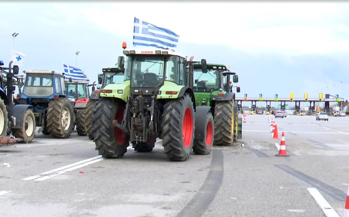 Κινητοποιήσεις αγροτών: Κλειστό το ρεύμα προς Θεσσαλονίκη για δύο ώρες