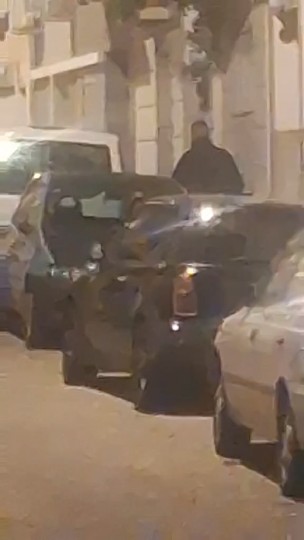 Βίντεο-ντοκουμέντο: Η κάμερα του ΕΡΤnews σε μυστική επιχείρηση της ΕΛΑΣ για την εξάρθρωση κυκλώματος ναρκωτικών στον Αγ. Παντελεήμονα