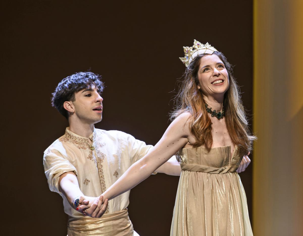 Χριστουγεννιάτικη μαγεία στο Μέγαρο: Πρώτες εικόνες από τον «Αλαντίν»